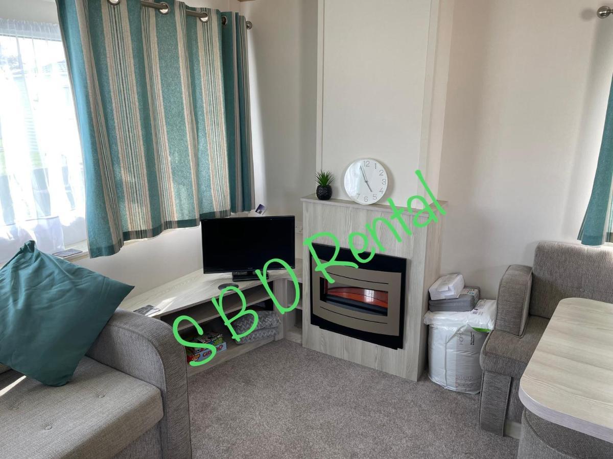 Summer Breeze Deluxe Caravan Rental Saint Osyth Eksteriør billede