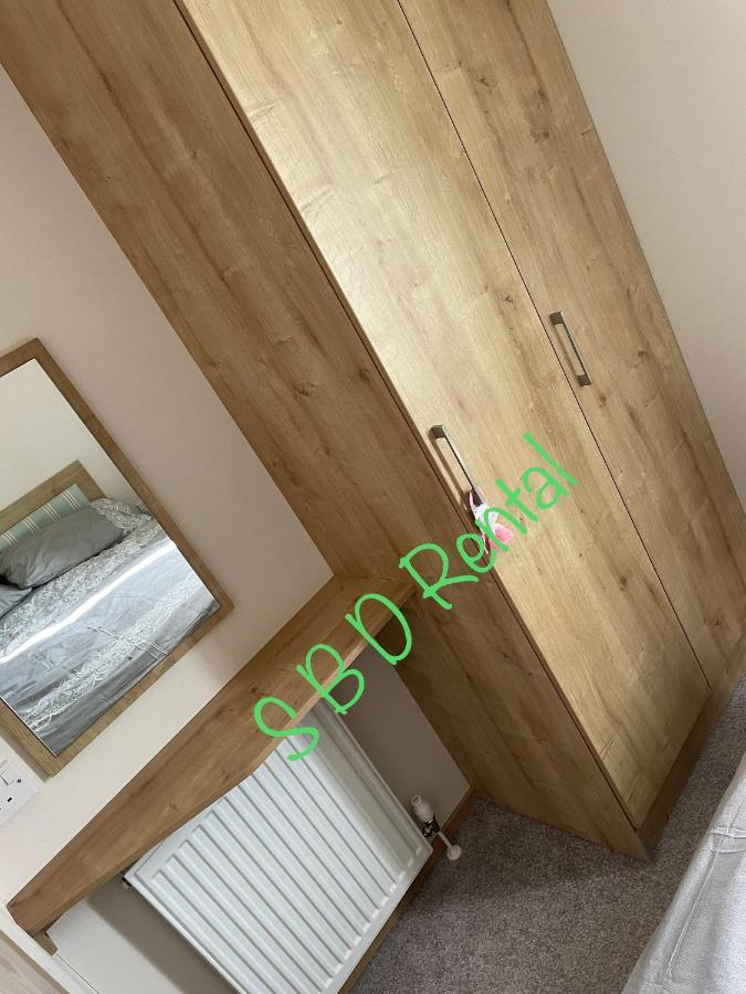 Summer Breeze Deluxe Caravan Rental Saint Osyth Eksteriør billede