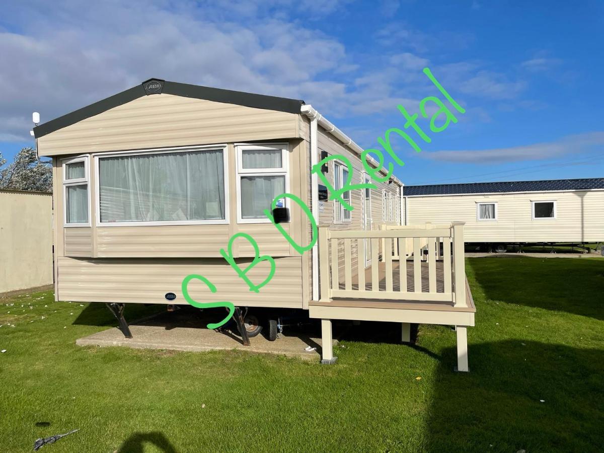 Summer Breeze Deluxe Caravan Rental Saint Osyth Eksteriør billede